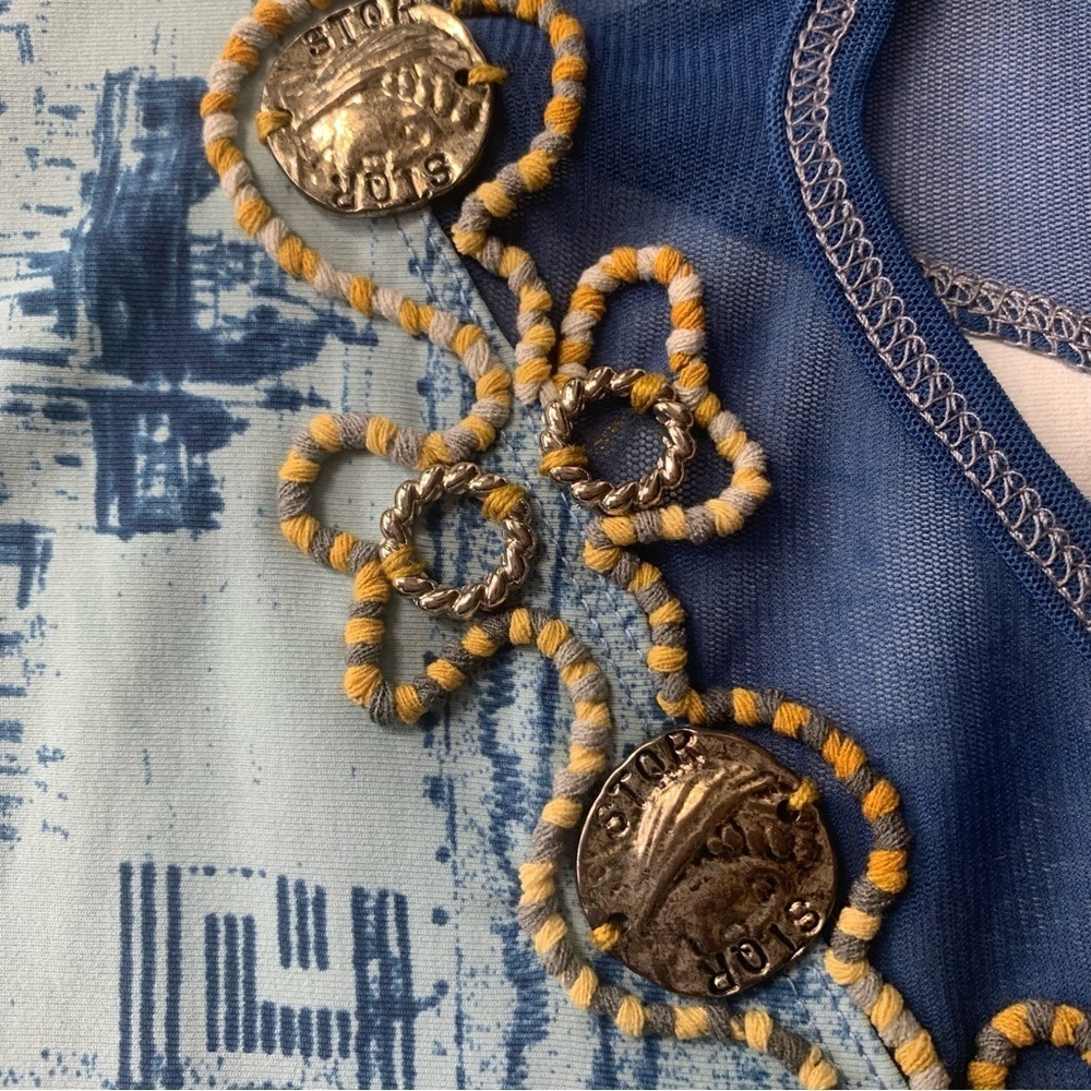 Save the Queen Vintage Graphic Top Sheer Panels Embellished 3/4 Sleeves Blues MS - Picture 8 of 16